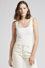 Load image into Gallery viewer, Top Lucy