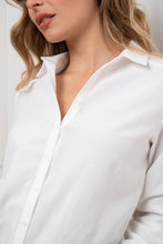 Load image into Gallery viewer, Classic shirt White
