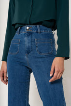 Load image into Gallery viewer, Blue jeans LOU
